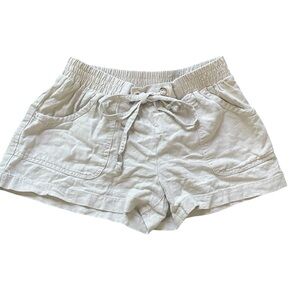A. Byer Cream beige linen Shorts with Elastic Waistband